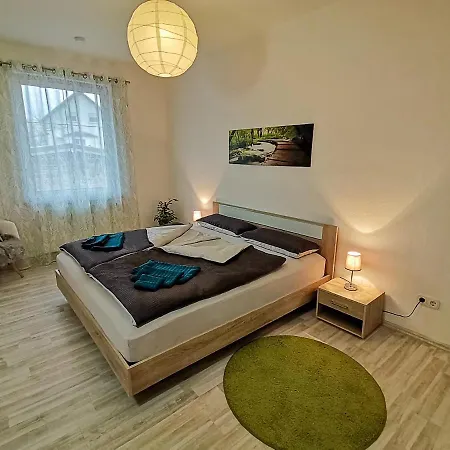 Am Lerchenberg Apartment